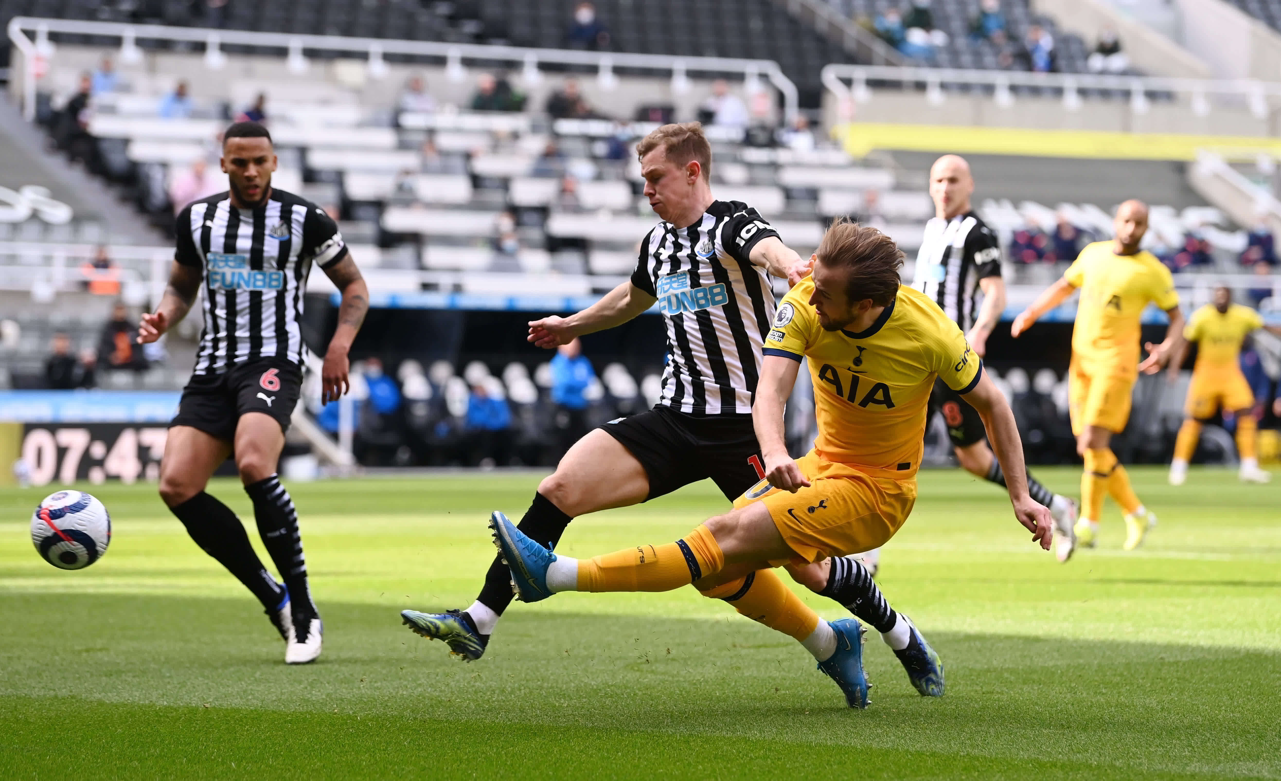 还引发了一 还引发了一